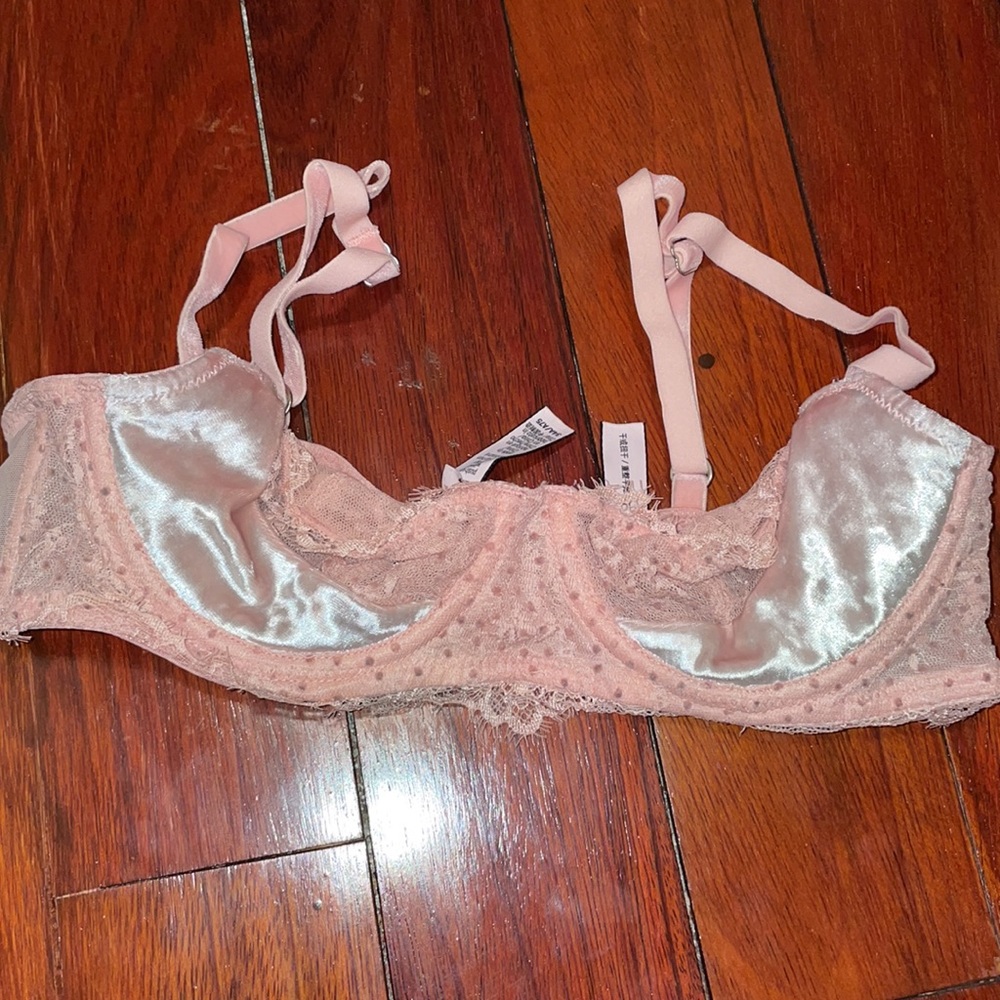 34A sheer velvet bra